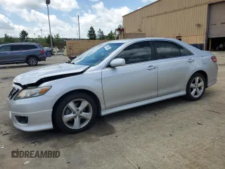 2011 Toyota Camry LE z VIN 4T1BF3EK5BU214251, wystawiony jako Copart lot #57365095 z przebiegiem 163 607 mil mil oraz Szkoda całkowita • Salvage title. Historia ofert i sprzedaży dostępna na DreamBid. Obrazek 1.