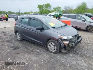 2019 Honda Fit LX z VIN 3HGGK5H40KM707419, wystawiony jako IAAI lot #42354063 z przebiegiem 48 197 mil mil oraz . Historia ofert i sprzedaży dostępna na DreamBid. Obrazek 1.
