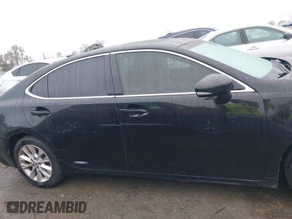 2015 Lexus ES 300h with VIN JTHBW1GG8F2098481, listed as a IAAI auction lot 41488504 with 212,171 mi miles and . Bid and sale history available at DreamBid. Image 13.