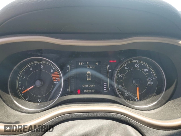 2018 Jeep Cherokee Latitude Tech Connect z VIN 1C4PJLCB7JD596423, wystawiony jako Copart lot #59171415 z przebiegiem 113 034 mil mil oraz Czysty tytuł • Clean title. Historia ofert i sprzedaży dostępna na DreamBid. Obrazek 9.