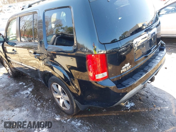 2015 Honda Pilot Touring with VIN 5FNYF3H97FB016390, listed as a IAAI auction lot 41753590 with 217,156 mi miles. Bid and sale history available at carsss.com. Image 3.