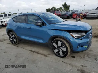2023 Volvo C40 Recharge Pure Electric Ultimate with VIN YV4ED3GM8P2047583, listed as a Copart auction lot 72624784 with 12,484 mi miles and Salvage Title. Bid and sale history available at carsss.com. Image 4.