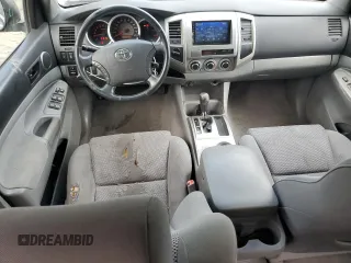2005 Toyota Tacoma z VIN 5TELU42N15Z132807, wystawiony jako Copart lot #57877795 z przebiegiem 175 000 mil mil oraz Szkoda całkowita • Salvage title. Historia ofert i sprzedaży dostępna na DreamBid. Obrazek 8.
