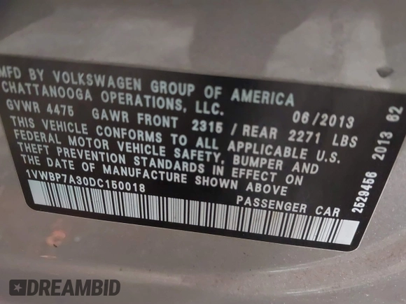 2013 Volkswagen Passat SE w/Sunroof & Nav with VIN 1VWBP7A30DC150018, listed as a IAAI auction lot 41580416 with 75,231 mi miles. Bid and sale history available at carsss.com. Image 9.
