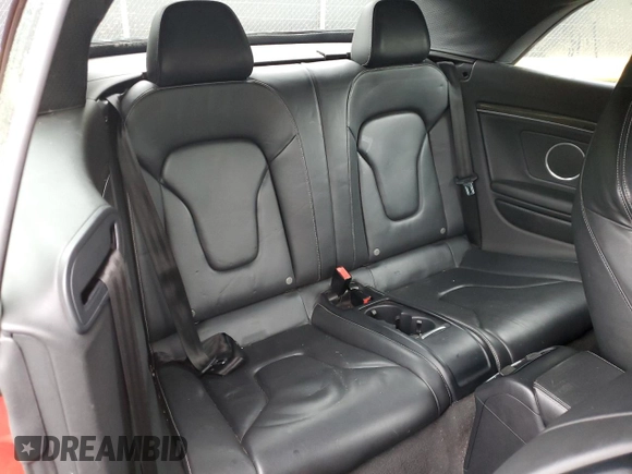 2010 Audi S5 Premium Plus z VIN WAUCGAFH3AN026072, wystawiony jako Copart lot #73323014 z przebiegiem 122 438 mil mil oraz Szkody całkowita. Historia ofert i sprzedaży dostępna na DreamBid. Obrazek 10.