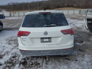 2019 Volkswagen Tiguan SE with VIN 3VV3B7AX7KM040136, listed as a IAAI auction lot 41397714 with 82,302 mi miles and . Bid and sale history available at DreamBid. Image 17.