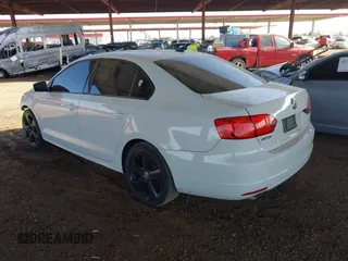 2014 Volkswagen Jetta SE with VIN 3VWD17AJXEM226644, listed as a IAAI auction lot 42717726 with 178,279 mi miles and . Bid and sale history available at DreamBid. Image 3.