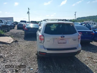 2018 Subaru Forester Touring z VIN JF2SJAWC3JH532103, wystawiony jako IAAI lot #42436358 z przebiegiem 92 711 mil mil oraz . Historia ofert i sprzedaży dostępna na DreamBid. Obrazek 16.
