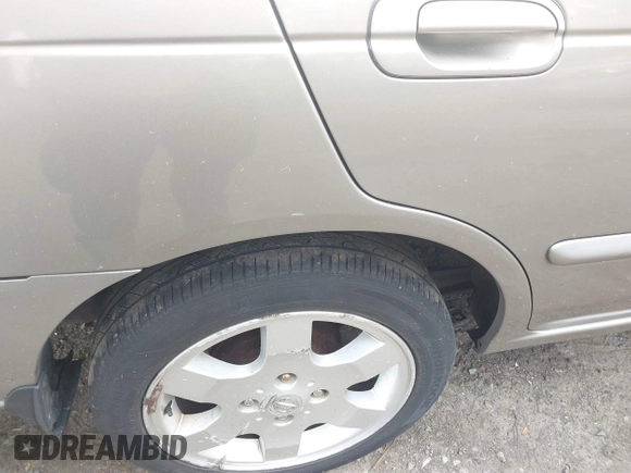 2006 Nissan Sentra S with VIN 3N1CB51D76L589729, listed as a IAAI auction lot 42041429 with 205,340 mi miles and . Bid and sale history available at DreamBid. Image 6.