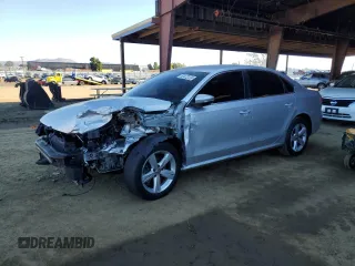 2012 Volkswagen Passat SE with VIN 1VWBP7A31CC097389, listed as a Copart auction lot 82472174 with 119,438 mi miles and Salvage Title. Bid and sale history available at carsss.com. Image 1.