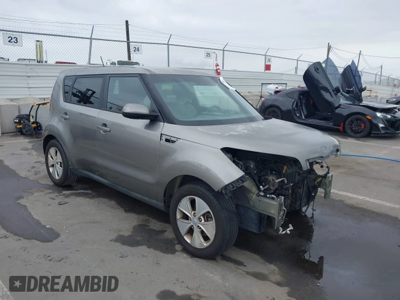 2015 Kia Soul with VIN KNDJN2A20F7125887, listed as a IAAI auction lot 42107735 with 151,537 mi miles and . Bid and sale history available at DreamBid. Image 1.