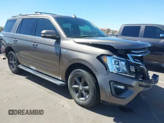 2018 Ford Expedition XLT with VIN 1FMJU1JT6JEA56631, listed as a IAAI auction lot 41814523 with 113,875 mi miles. Bid and sale history available at carsss.com. Image 1.