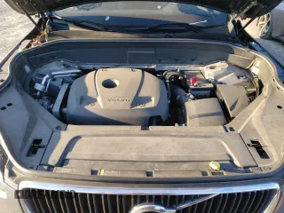 2018 Volvo XC90 Momentum with VIN YV4102XK3J1191879, listed as a Copart auction lot 39257523 with 28,551 mi miles. Bid and sale history available at carsss.com. Image 11.
