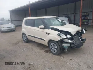 2012 Kia Soul with VIN KNDJT2A5XC7471408, listed as a IAAI auction lot 41892756 with 162,333 mi miles. Bid and sale history available at carsss.com. Image 1.