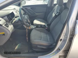 2013 Hyundai Elantra GLS z VIN KMHDH4AE8DU554215, wystawiony jako Copart lot #58157285 z przebiegiem 224 112 mil mil oraz Szkoda całkowita • Salvage title. Historia ofert i sprzedaży dostępna na DreamBid. Obrazek 7.