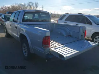 2004 Dodge Dakota Sport with VIN 1D7HL38K84S713231, listed as a IAAI auction lot 41371750 with 269,415 mi miles. Bid and sale history available at carsss.com. Image 3.