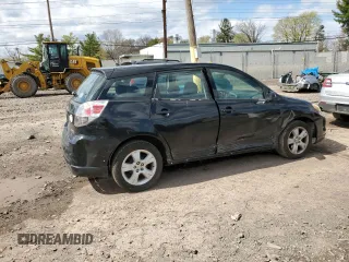 2005 Toyota Matrix STD z VIN 2T1KR32E15C380990, wystawiony jako Copart lot #52016455 z przebiegiem 112 820 mil mil oraz Szkody całkowita. Historia ofert i sprzedaży dostępna na DreamBid. Obrazek 3.