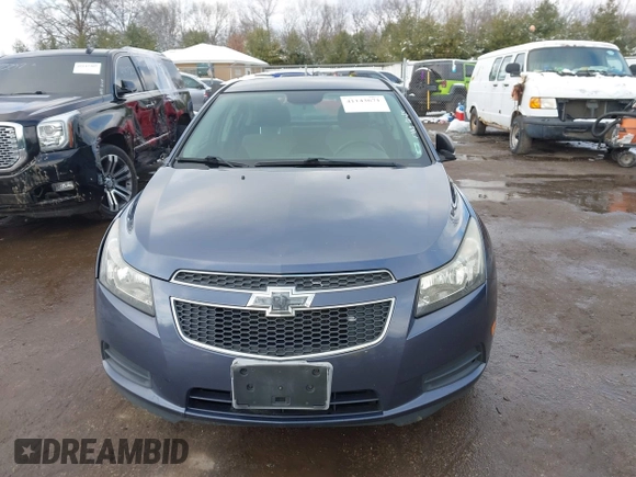 2014 Chevrolet Cruze LS z VIN 1G1PA5SH1E7189504, wystawiony jako IAAI lot #41143671 z przebiegiem 159 775 mil mil oraz . Historia ofert i sprzedaży dostępna na DreamBid. Obrazek 12.