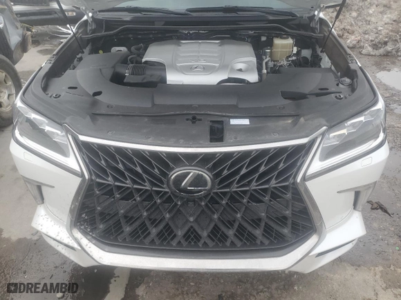 2020 Lexus LX with VIN JTJDY7AX2L4324141, listed as a Copart auction lot 40421224 with NaN miles. Bid and sale history available at carsss.com. Image 12.