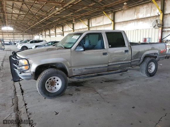 1999 GMC Sierra 2500 Crew Cab with VIN 1GTGK23R7XF048181, listed as a Copart auction lot 83923394 with NaN miles and Salvage Title. Bid and sale history available at carsss.com. Image 1.