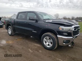 2025 Ram 1500 Big Horn z VIN 1C6SRFFP0SN559311, wystawiony jako Copart lot #48042015 z przebiegiem 491 mil mil oraz Szkoda całkowita • Salvage title. Historia ofert i sprzedaży dostępna na DreamBid. Obrazek 4.