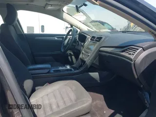 2017 Ford Fusion SE with VIN 3FA6P0HD4HR311462, listed as a IAAI auction lot 41824553 with 124,911 mi miles. Bid and sale history available at carsss.com. Image 5.