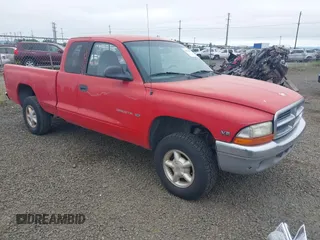1999 Dodge Dakota SLT с VIN 1B7GG22X5XS216635, выставлен на аукционе IAAI как лот 42570717 с пробегом 243 087 миль миль и . История ставок и продаж доступна на DreamBid. Изображение 1.