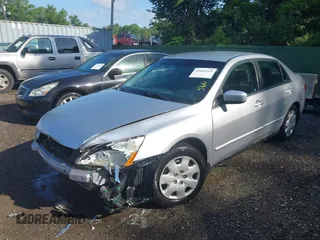 2004 Honda Accord LX z VIN 1HGCM66314A073465, wystawiony jako IAAI lot #42683619 z przebiegiem 142 773 mil mil oraz . Historia ofert i sprzedaży dostępna na DreamBid. Obrazek 18.