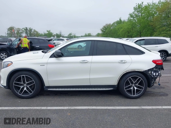2016 Mercedes-Benz GLE 450 AMG с VIN 4JGED6EB9GA013580, выставлен на аукционе IAAI как лот 42183626 с пробегом 63 950 миль миль и . История ставок и продаж доступна на DreamBid. Изображение 14.