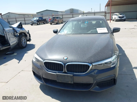 2019 BMW 5 Series 530i xDrive with VIN WBAJA7C50KG910479, listed as a IAAI auction lot 41802413 with 84,932 mi miles. Bid and sale history available at carsss.com. Image 12.