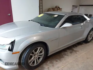 2014 Chevrolet Camaro LS z VIN 2G1FA1E36E9212973, wystawiony jako IAAI lot #41956457 z przebiegiem 159 370 mil mil oraz . Historia ofert i sprzedaży dostępna na DreamBid. Obrazek 6.