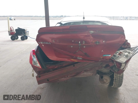 2016 Nissan Versa SV with VIN 3N1CN7AP8GL820880, listed as a IAAI auction lot 41478070 with 1 mi miles. Bid and sale history available at carsss.com. Image 15.