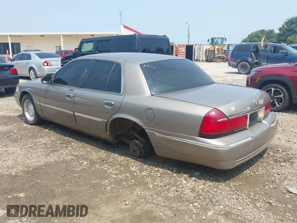 2002 Mercury Grand Marquis LS Premium с VIN 2MEFM75W72X638706, выставлен на аукционе IAAI как лот 42398276 с пробегом 201 961 миль миль и . История ставок и продаж доступна на DreamBid. Изображение 3.