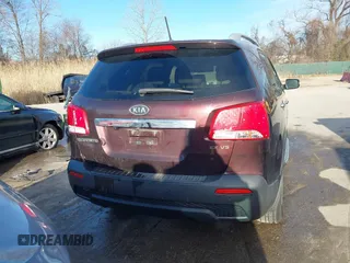 2012 Kia Sorento EX with VIN 5XYKUDA25CG239594, listed as a IAAI auction lot 41754946 with 135,005 mi miles. Bid and sale history available at carsss.com. Image 16.