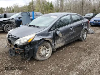 2013 Kia Rio LX z VIN KNADM4A39D6274805, wystawiony jako Copart lot #52025175 z przebiegiem 289 465 mil mil oraz Szkoda całkowita • Salvage title. Historia ofert i sprzedaży dostępna na DreamBid. Obrazek 1.