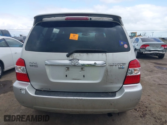 2006 Toyota Highlander z VIN JTEDW21A160001634, wystawiony jako IAAI lot #41899340 z przebiegiem Nie podano mil oraz . Historia ofert i sprzedaży dostępna na DreamBid. Obrazek 16.