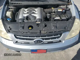 2006 Kia Sedona LX with VIN KNDMB233866024341, listed as a Copart auction lot 79071364 with 132,924 mi miles and Salvage Title. Bid and sale history available at carsss.com. Image 12.