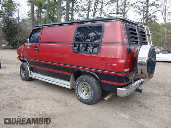 1985 Chevrolet Chevy Van z VIN 1GBEG25H1F7142616, wystawiony jako IAAI lot #41606567 z przebiegiem 19 168 mil mil oraz . Historia ofert i sprzedaży dostępna na DreamBid. Obrazek 3.