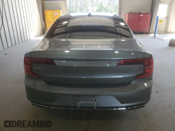 2018 Volvo S90 Inscription with VIN LVY992ML7JP019725, listed as a Copart auction lot 50724165 with 237,757 mi miles and Clean Title. Bid and sale history available at carsss.com. Image 6.