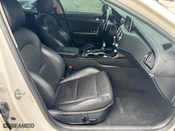 2018 Kia Stinger with VIN KNAE15LAXJ6032888, listed as a Copart auction lot 52652075 with 155,318 mi miles and Non Repairable. Bid and sale history available at carsss.com. Image 7.