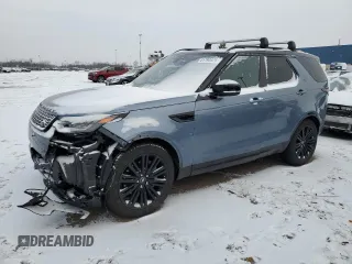 2019 Land Rover Discovery HSE with VIN SALRR2RV5KA086564, listed as a Copart auction lot 41793875 with 61,386 mi miles and Clean Title. Bid and sale history available at carsss.com. Image 1.