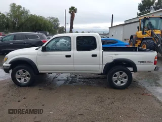2001 Toyota Tacoma PreRunner with VIN 5TEGN92N21Z736789, listed as a IAAI auction lot 41784065 with 163,675 mi miles. Bid and sale history available at carsss.com. Image 14.