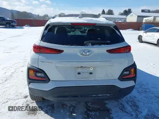 2020 Hyundai Kona SEL Plus with VIN KM8K62AA8LU426019, listed as a IAAI auction lot 41574608 with 61,264 mi miles. Bid and sale history available at carsss.com. Image 17.