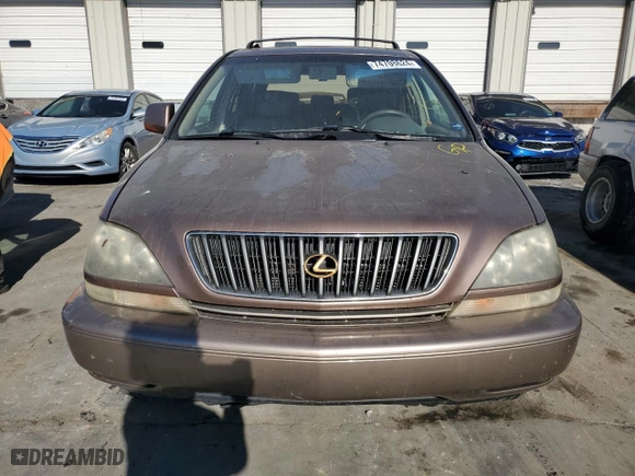 1999 Lexus RX 300 Luxury SUV with VIN JT6HF10U0X0083506, listed as a Copart auction lot 74708624 with 210,645 mi miles and Salvage Title. Bid and sale history available at carsss.com. Image 5.