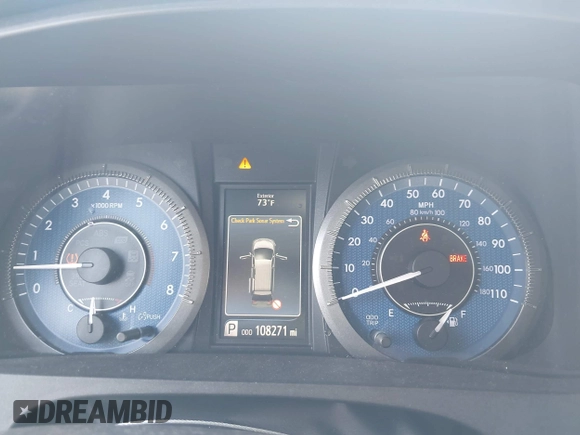 2015 Toyota Sienna XLE with VIN 5TDYK3DC5FS613045, listed as a IAAI auction lot 42276147 with 108,271 mi miles and . Bid and sale history available at DreamBid. Image 7.