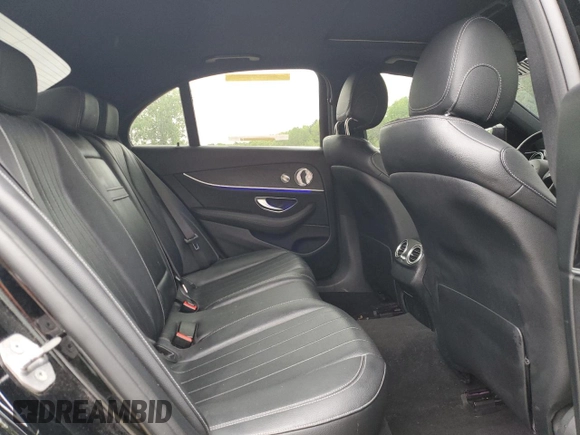 2017 Mercedes-Benz E 300 Luxury z VIN WDDZF4KB8HA100029, wystawiony jako Copart lot #58016845 z przebiegiem 86 756 mil mil oraz Szkoda całkowita • Salvage title. Historia ofert i sprzedaży dostępna na DreamBid. Obrazek 10.