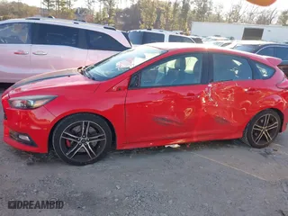 2015 Ford Focus ST with VIN 1FADP3L98FL238958, listed as a IAAI auction lot 41307187 with 162,927 mi miles. Bid and sale history available at carsss.com. Image 14.