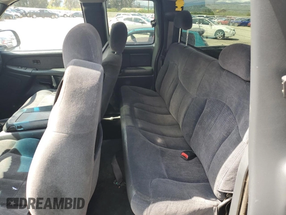 2000 Chevrolet Silverado 1500 with VIN 2GCEC19W0Y1389281, listed as a Copart auction lot 51279665 with 186,773 mi miles and Clean Title. Bid and sale history available at DreamBid. Image 10.