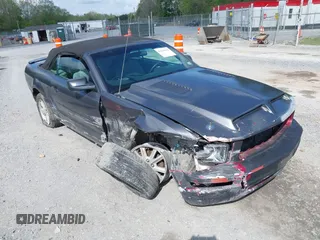 2008 Ford Mustang Deluxe with VIN 1ZVHT84N085143542, listed as a IAAI auction lot 42138522 with 175,770 mi miles and . Bid and sale history available at DreamBid. Image 1.