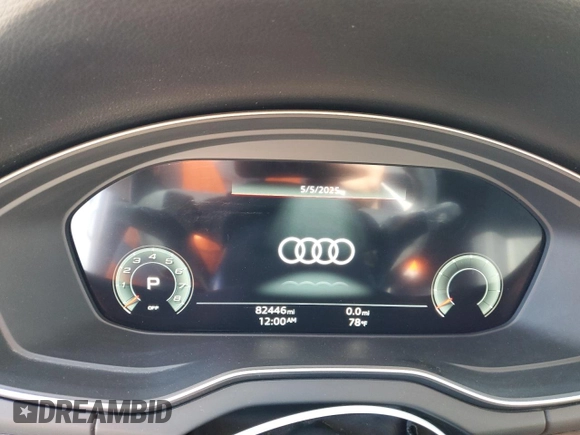 2021 Audi Q5 Premium Plus with VIN WA1BAAFY6M2004339, listed as a Copart auction lot 58202305 with 82,446 mi miles and Salvage title. Bid and sale history available at DreamBid. Image 9.
